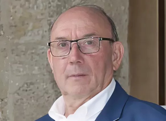 Seira llora la pérdida de su alcalde, Daniel Larramona, referente de compromiso con su pueblo. Seira llora la pérdida de su alcalde, Daniel Larramona, referente de compromiso con su pueblo.