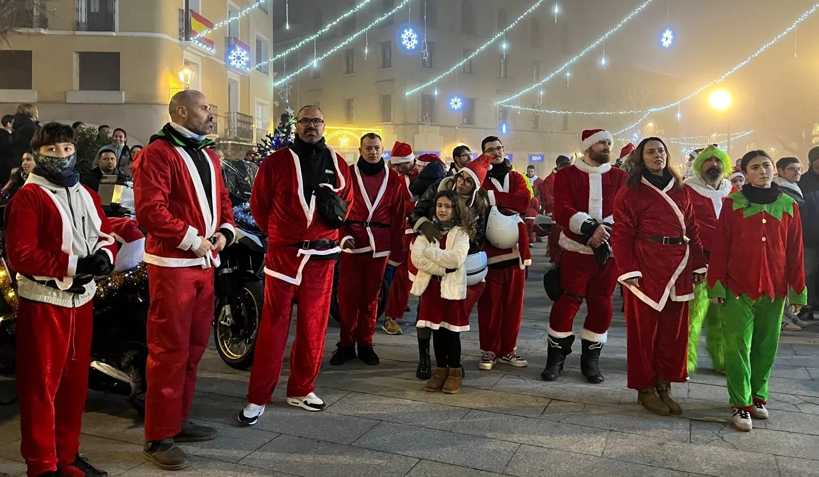 Celebración de la la VIII Papanoelada Motera de Monzón. Foto Mercedes Manterola