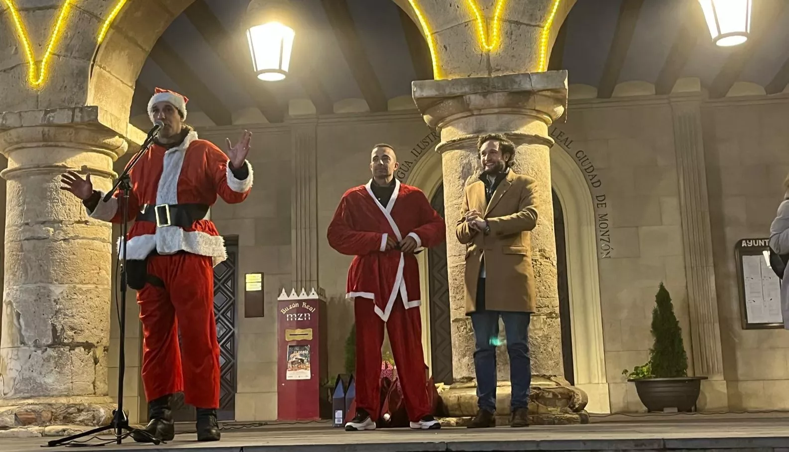 Celebración de la la VIII Papanoelada Motera de Monzón. Foto Mercedes Manterola