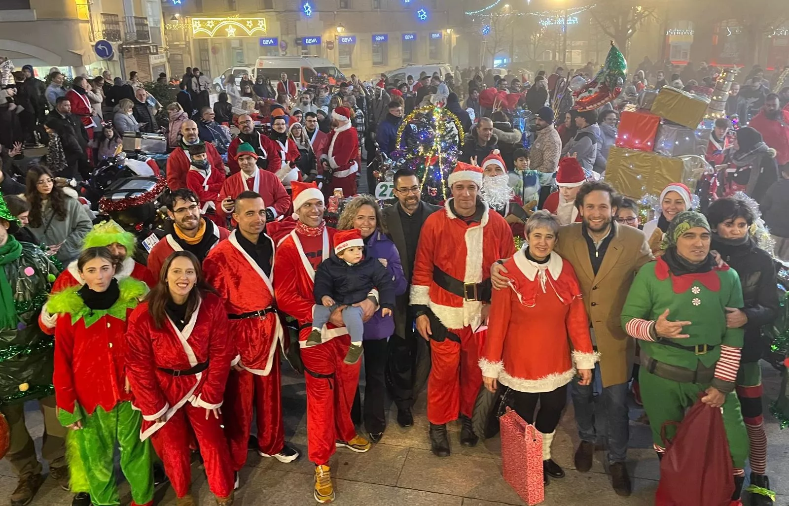 Celebración de la la VIII Papanoelada Motera de Monzón. Foto Mercedes Manterola