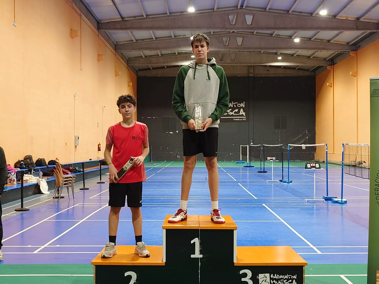 Torneo Badminton de Huesca.