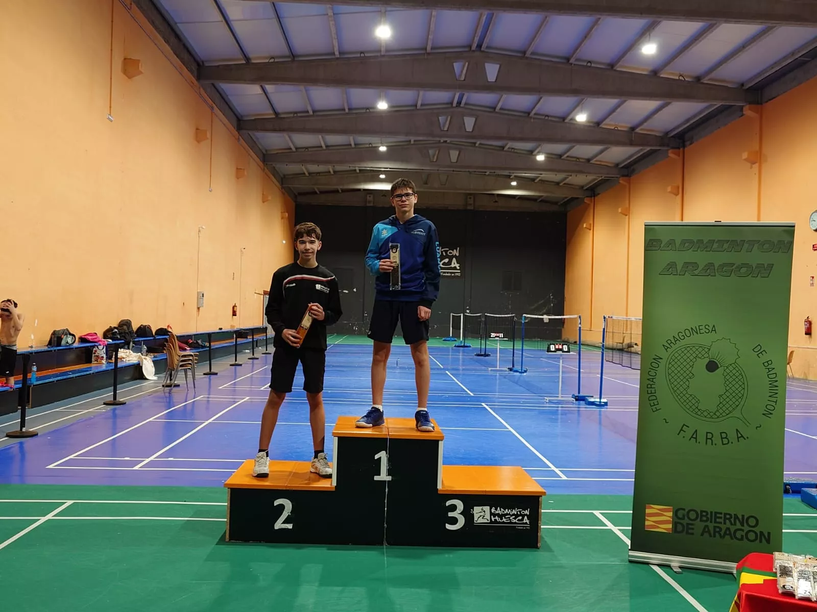 Torneo Badminton de Huesca.