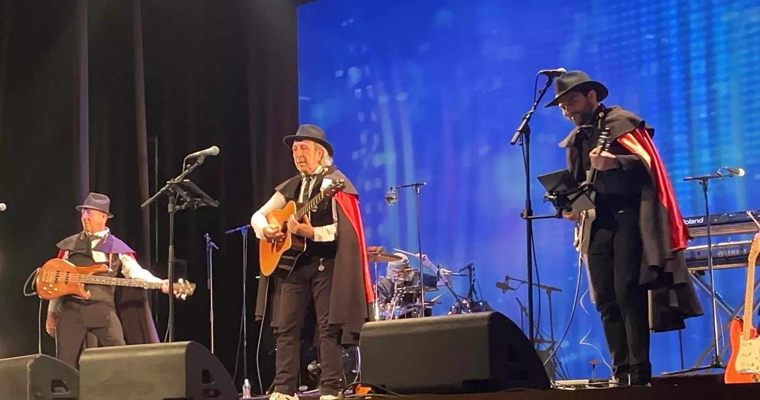 Concierto de Los Brincos en el Teatro Olimpia de Huesca. Foto Mercedes Manterola