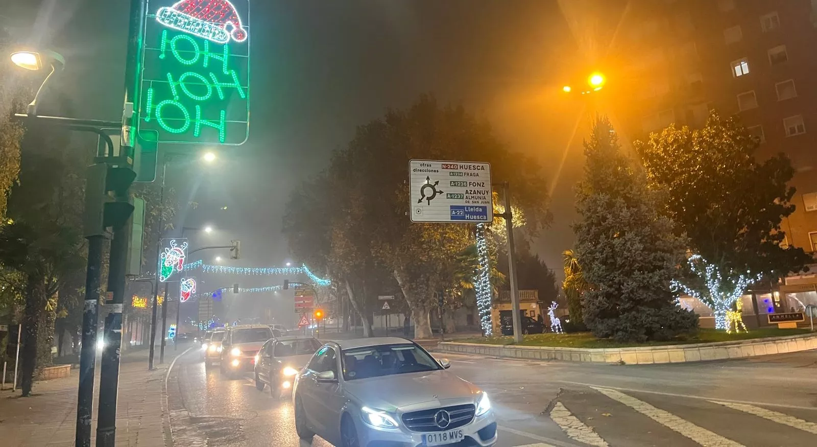 Monzón se ilumina esta Navidad. Foto Mercedes Manterola