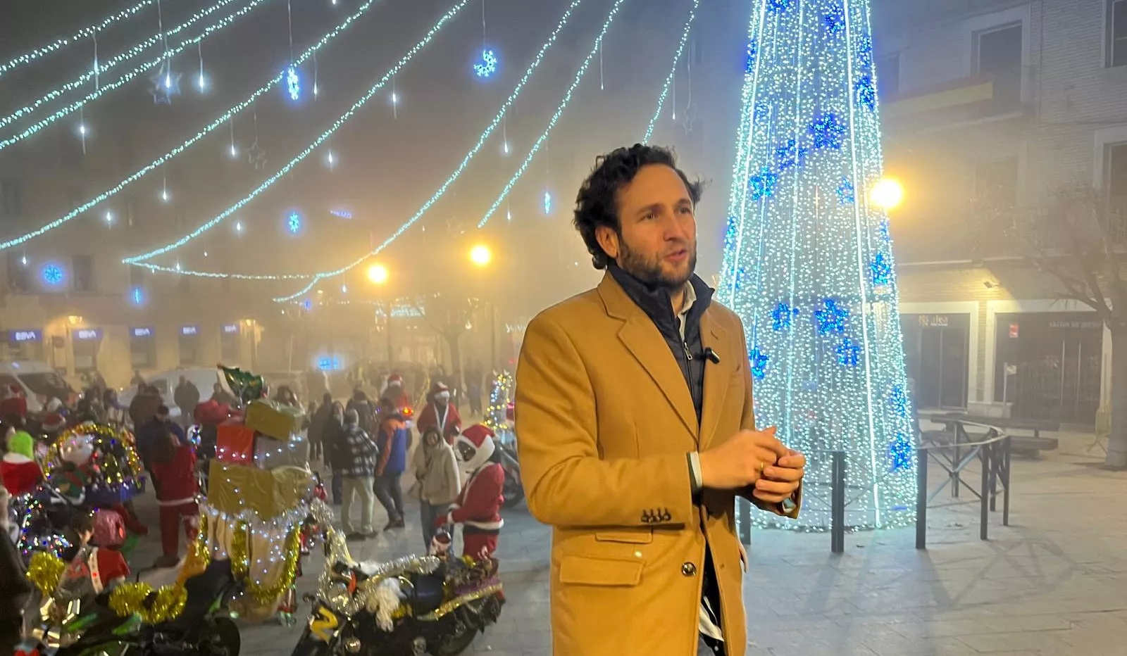 Monzón se ilumina esta Navidad. Foto Mercedes Manterola