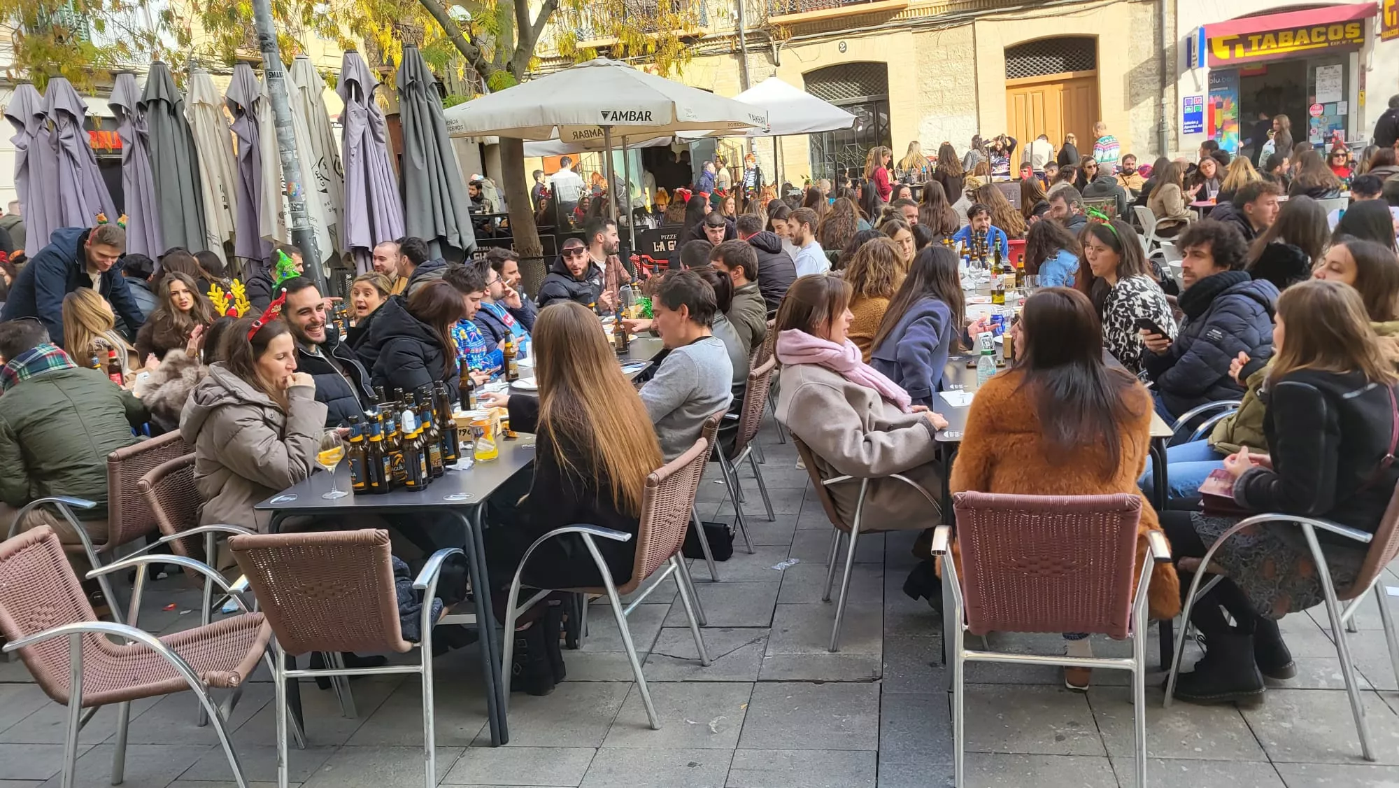  Vermú de Nochebuena en Huesca. Fotos María José Sampietro y Javier García Antón