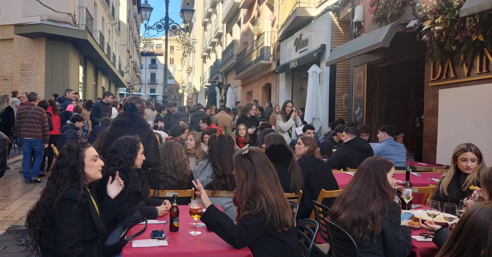  Vermú de Nochebuena en Huesca. Fotos María José Sampietro y Javier García Antón