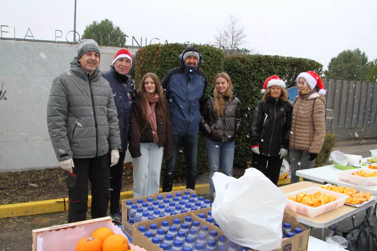 Vuelta Larga navideña de Huesca con recuerdo de José Armisén. Foto Carlos Neofato