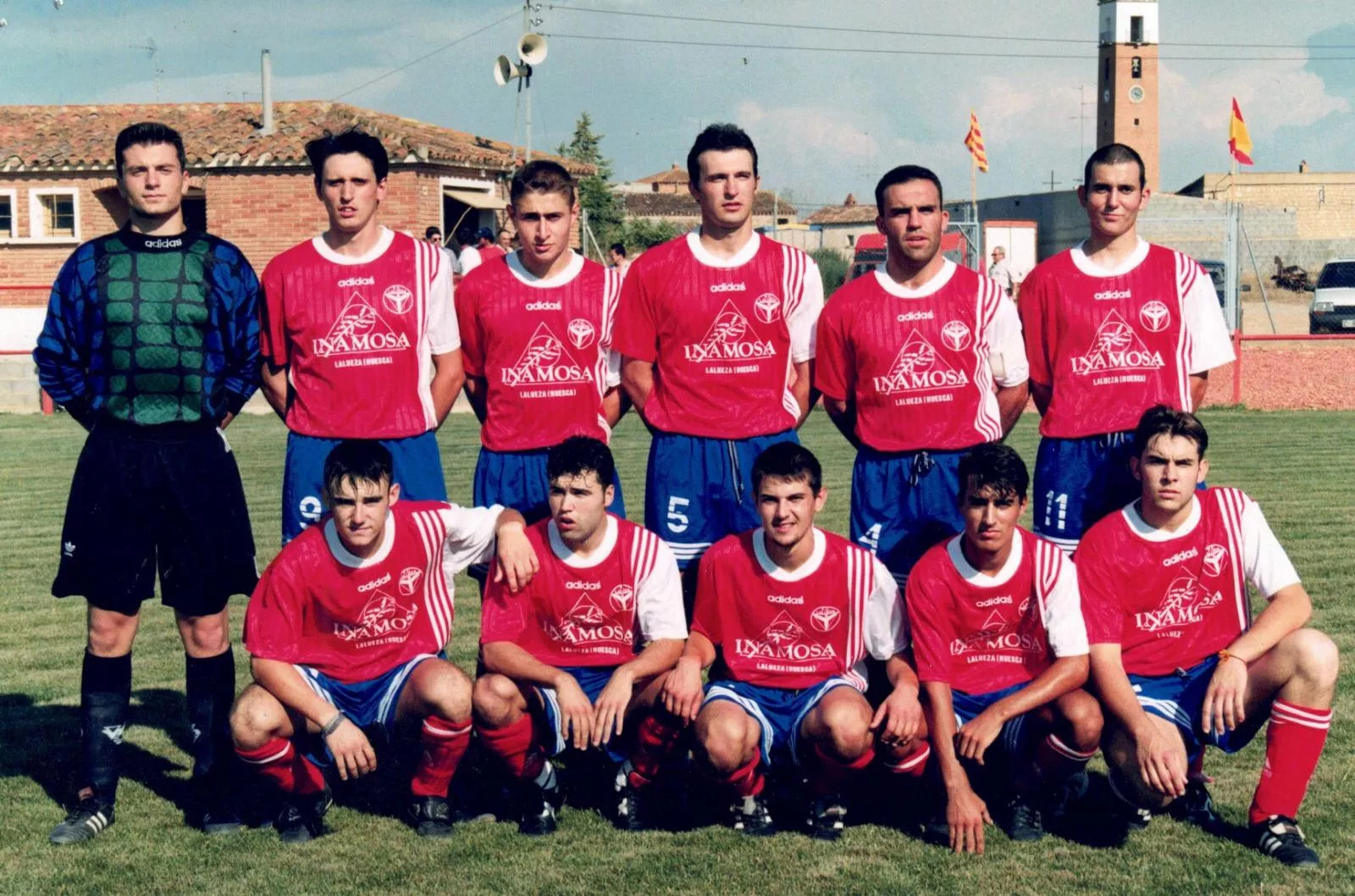 Dani Martínez (primero por la izquierda agachado), en su segunda etapa en el Lalueza.