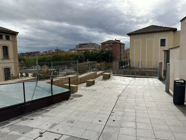 Adjudicada la redacción del proyecto de la escalera de acceso a la muralla desde Ronda Montearagón.