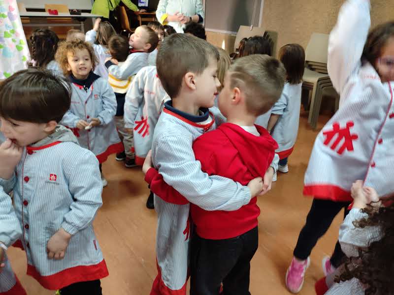 Día de la Paz en infantil de Salesianos