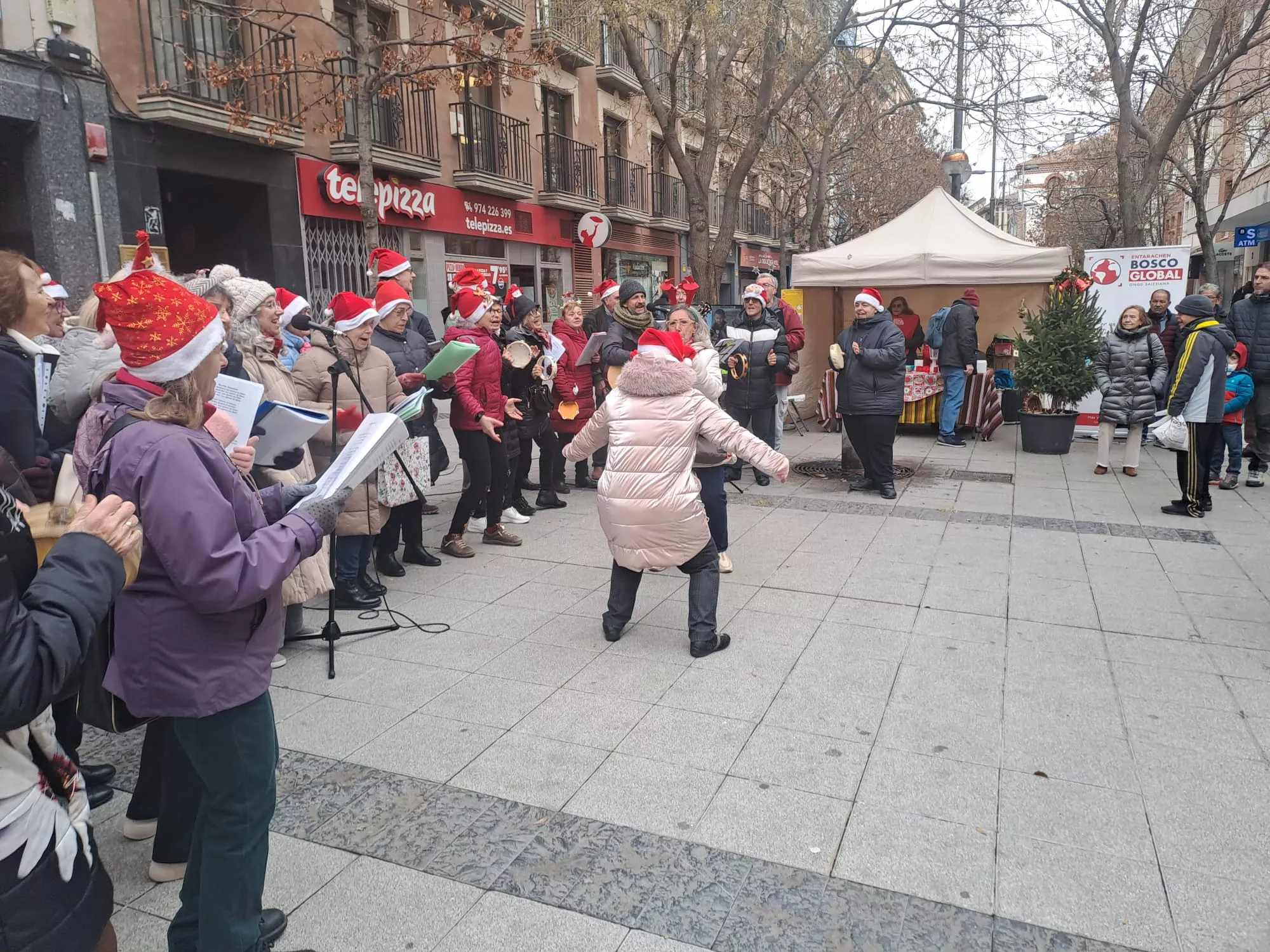 Coro Arcadia.  Campaña Luces por Etiopía en Nochevieja. Foto Teresa López