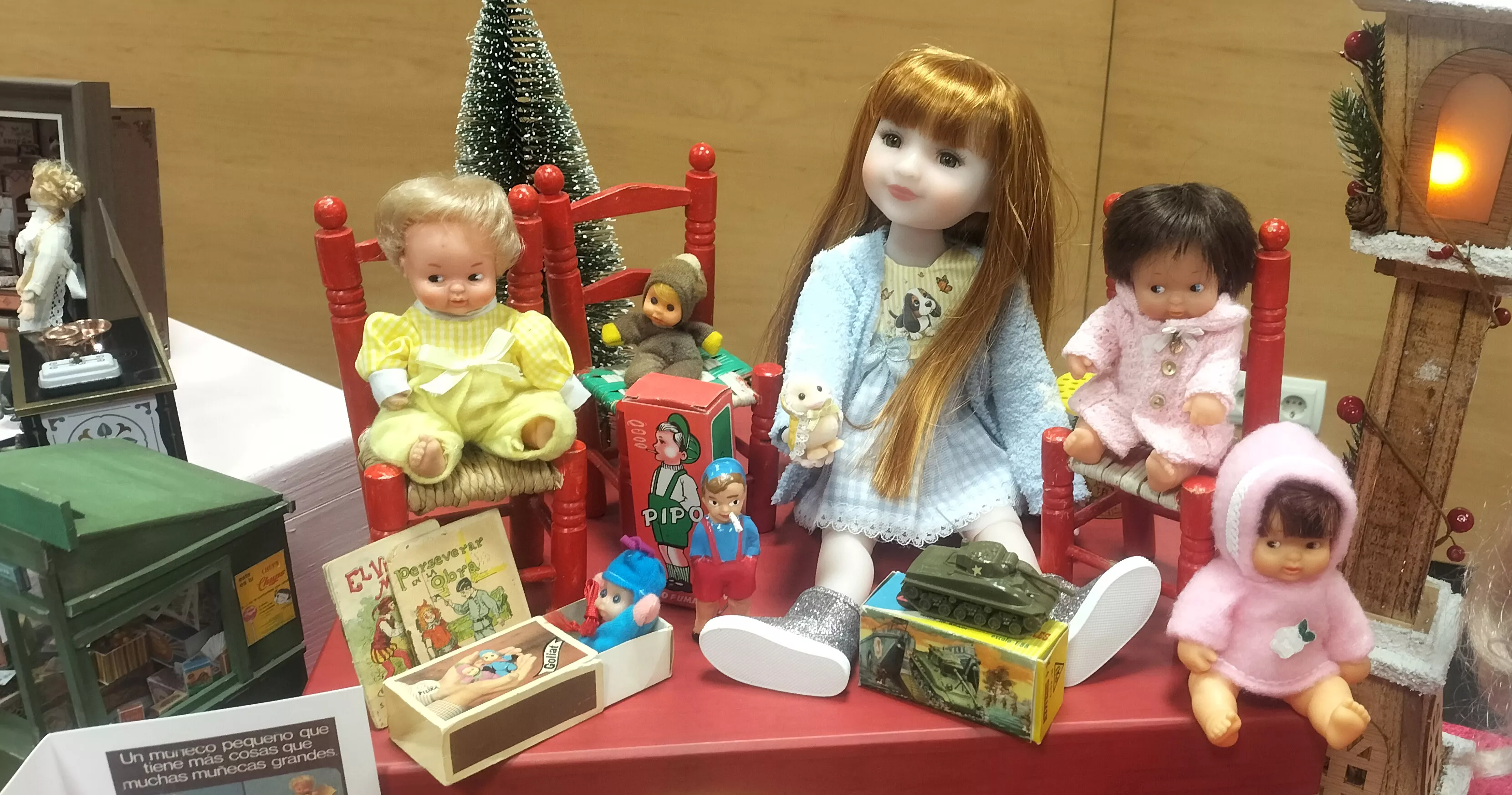 Imágenes de la exposición de juguetes en Fundación Ibercaja Huesca