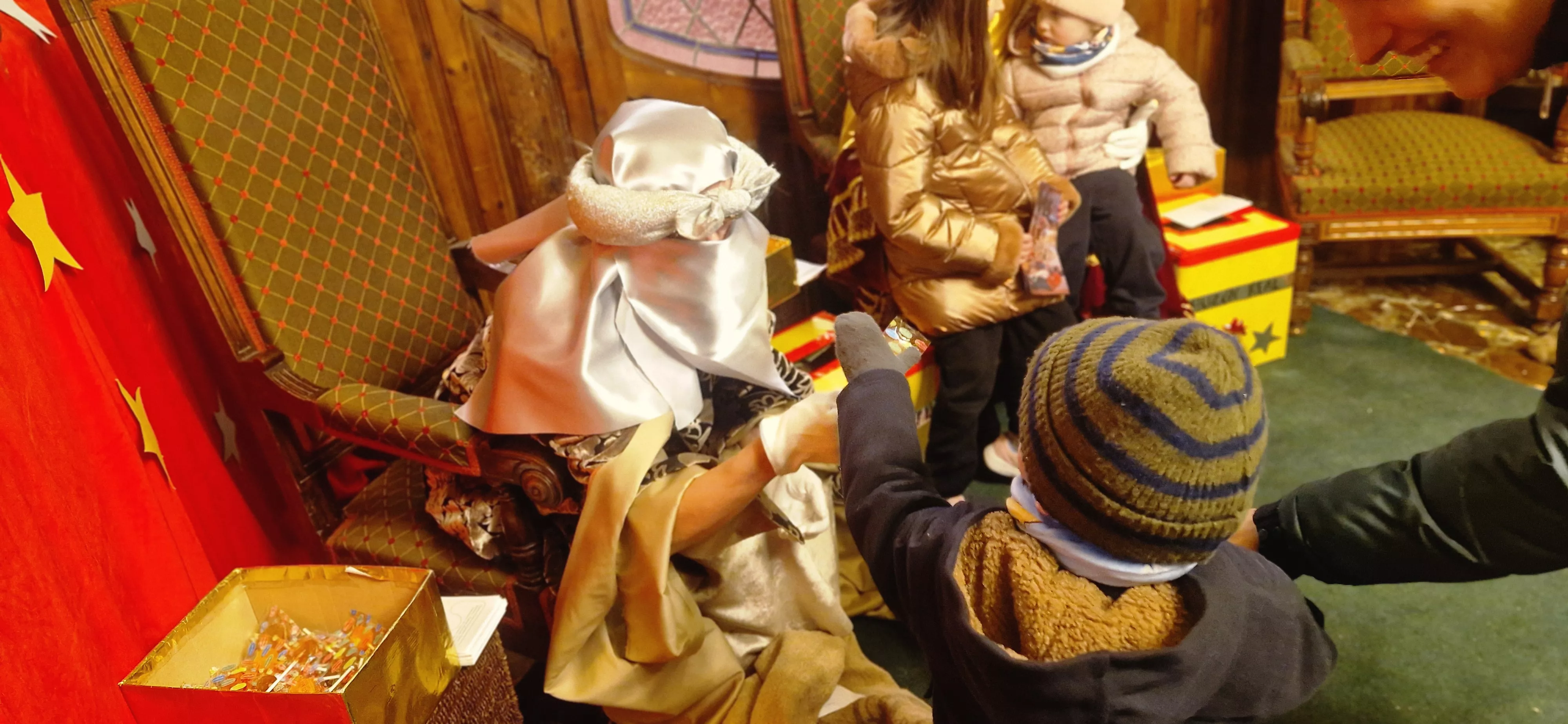 Rodillas reales de 2026. Foto Myriam Martínez