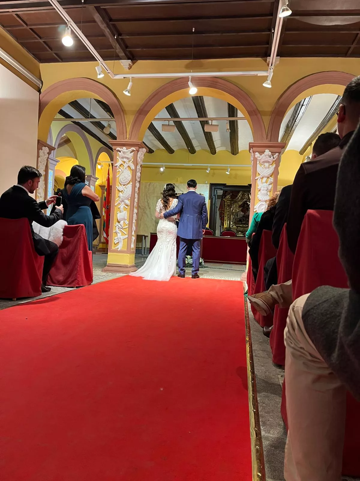 Boda de Pablo Gállego y la doctora nicaragüense Dayana Hernández