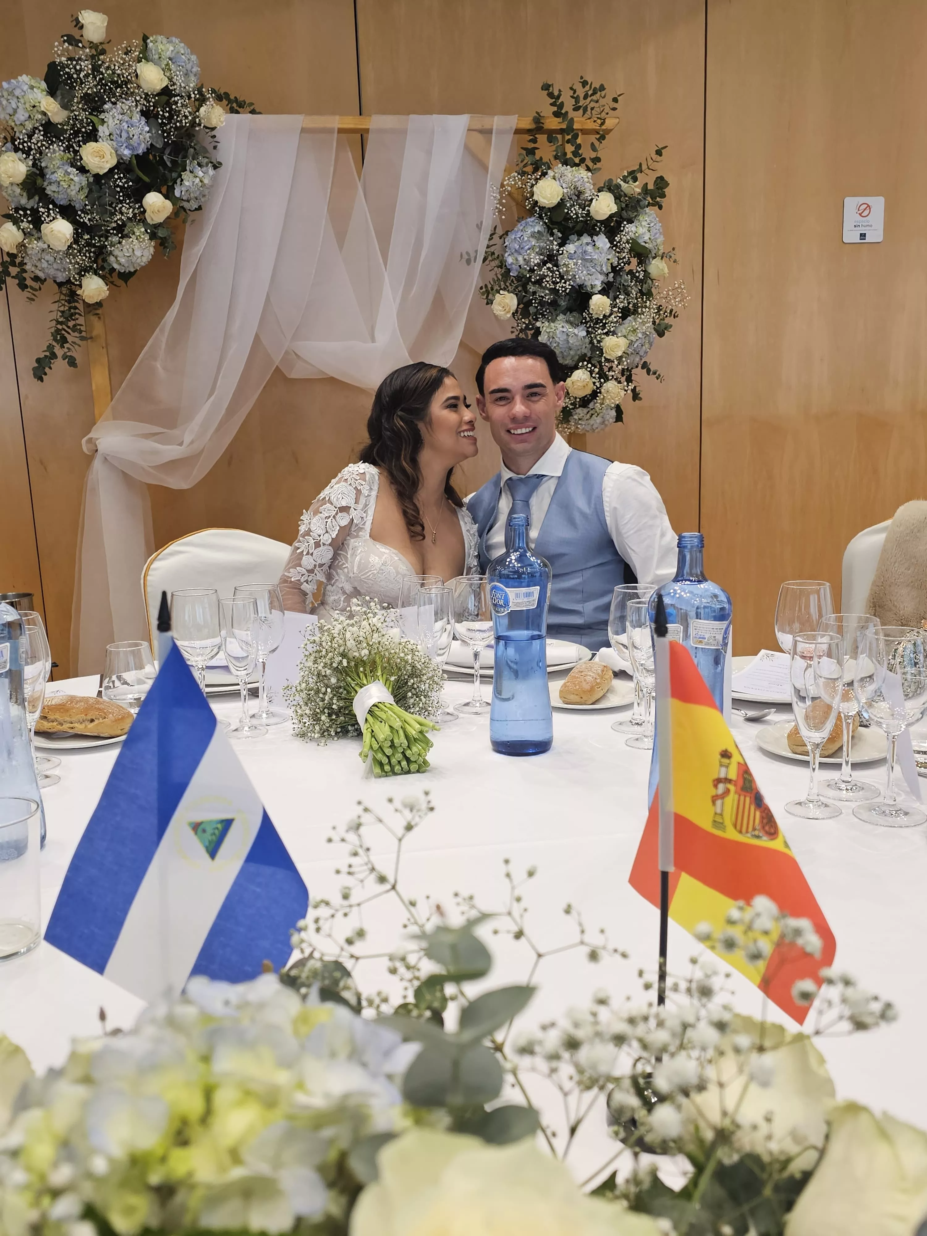 Boda de Pablo Gállego y la doctora nicaragüense Dayana Hernández