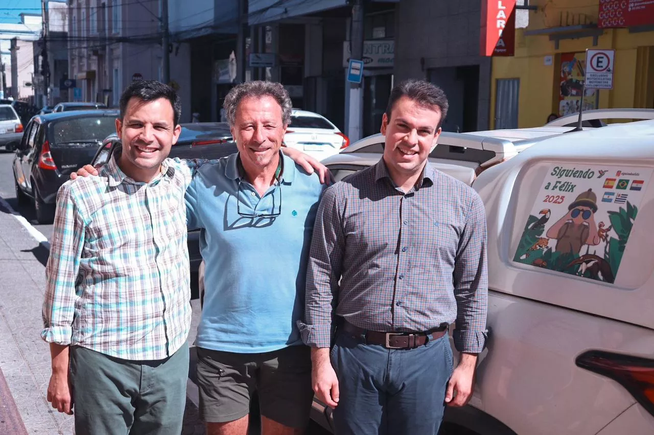 Visita de Carlos Tarazona Grasa a la ciudad brasileña de São Gabriel. Foto Ana Lauren de Castro
