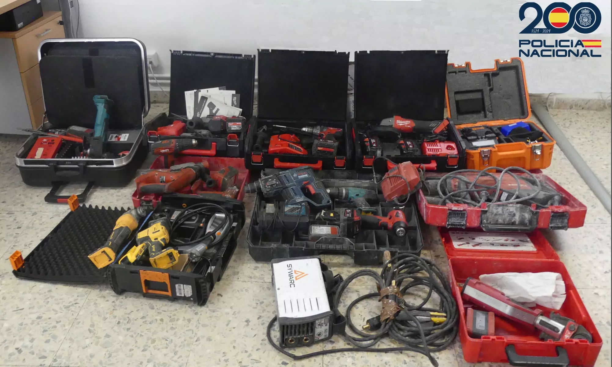 Interceptados en Jaca dos ladrones con órdenes de expulsión tras robar en Pamplona.