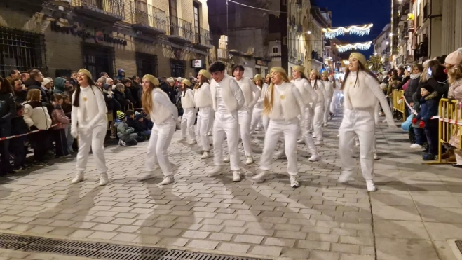 Cabalgata de los Reyes Magos en Huesca. Foto Myriam Martínez