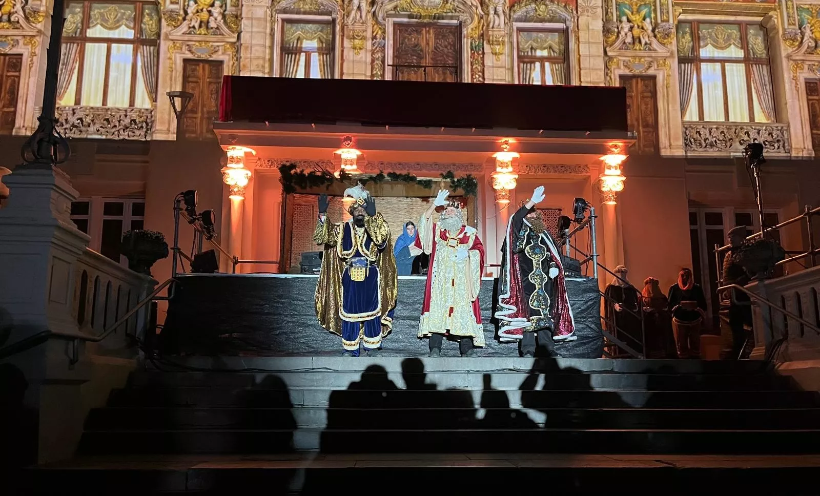 Cabalgata de los Reyes Magos en Huesca. Foto Myriam Martínez