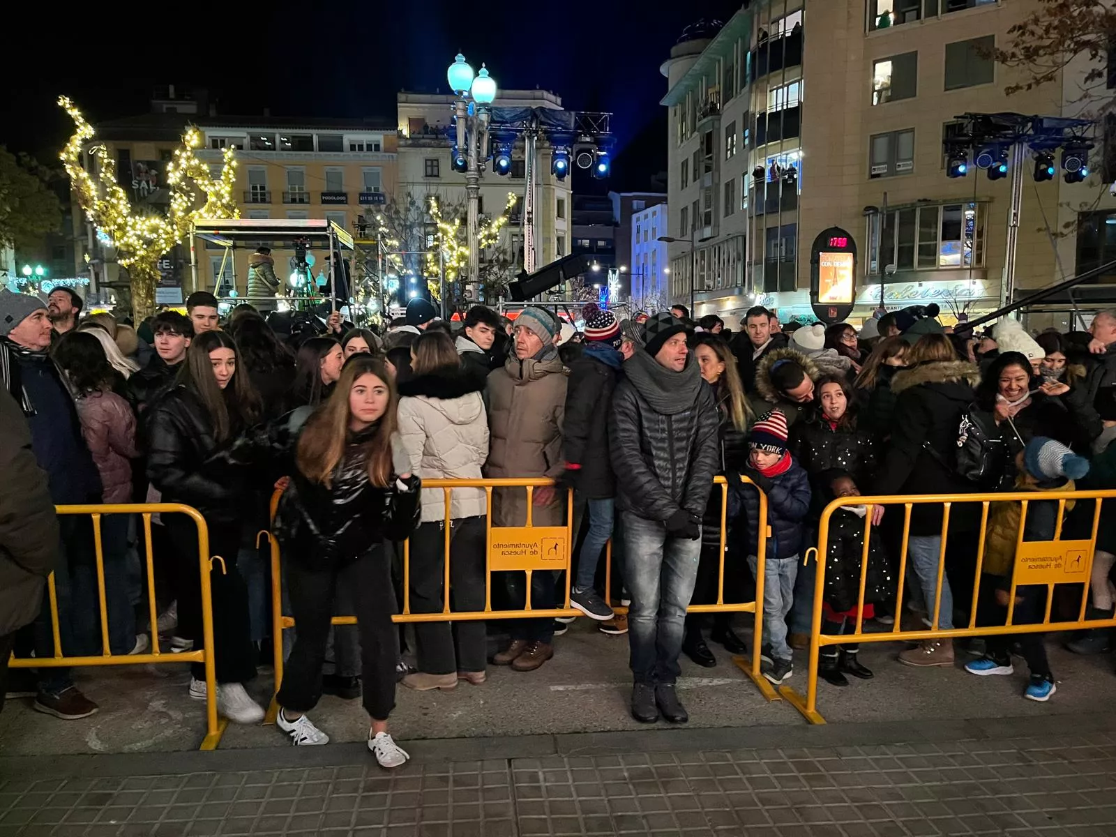 Cabalgata de los Reyes Magos en Huesca. Foto Myriam Martínez