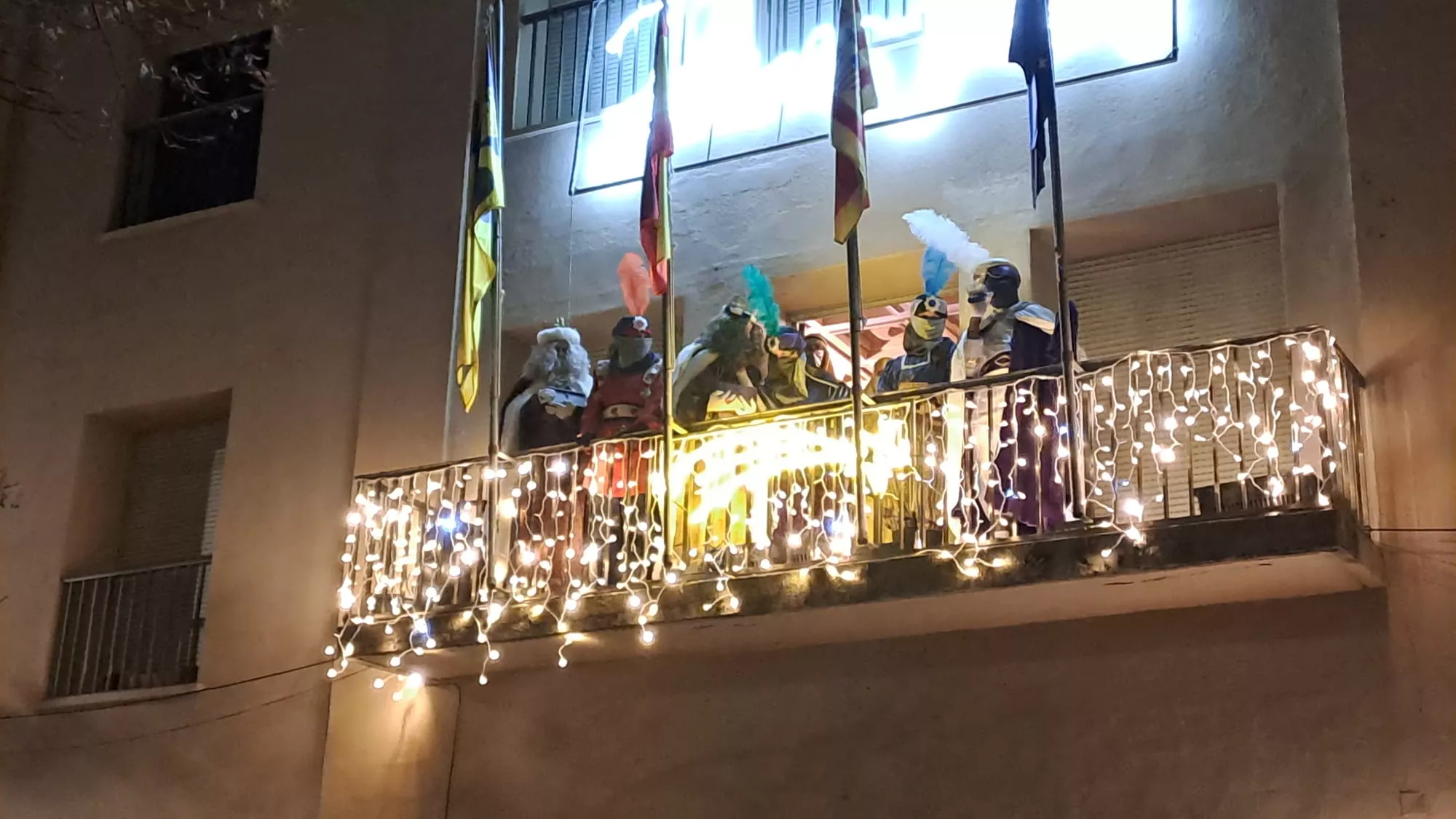 Cabalgata de los Reyes Magos en Ayerbe.