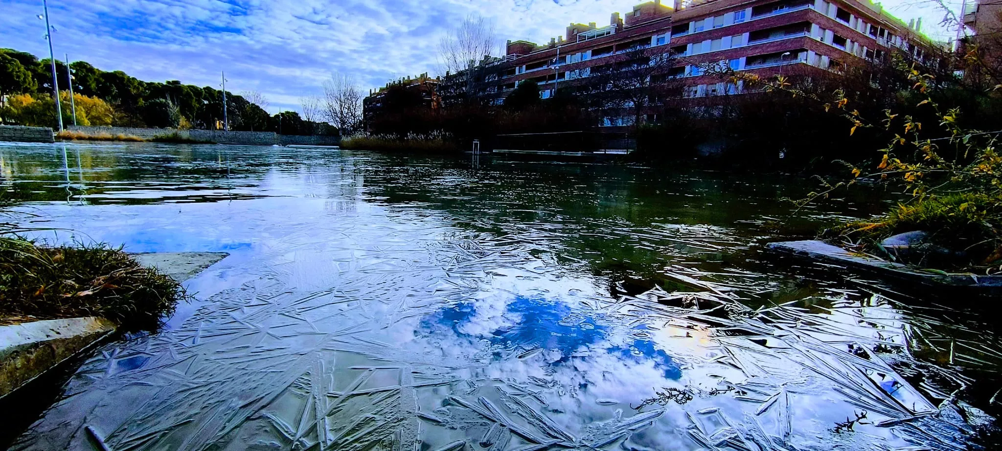 Huesca ha registrado temperaturas de hasta 5 grados bajo cero. Foto Joaquín Santafé