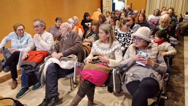 Presentación de Los antepresentes, de Marta Borraz y Carlos Aquilué. Foto Myriam Martínez Presentación de Los antepresentes, de Marta Borraz y Carlos Aquilué. Foto Myriam Martínez