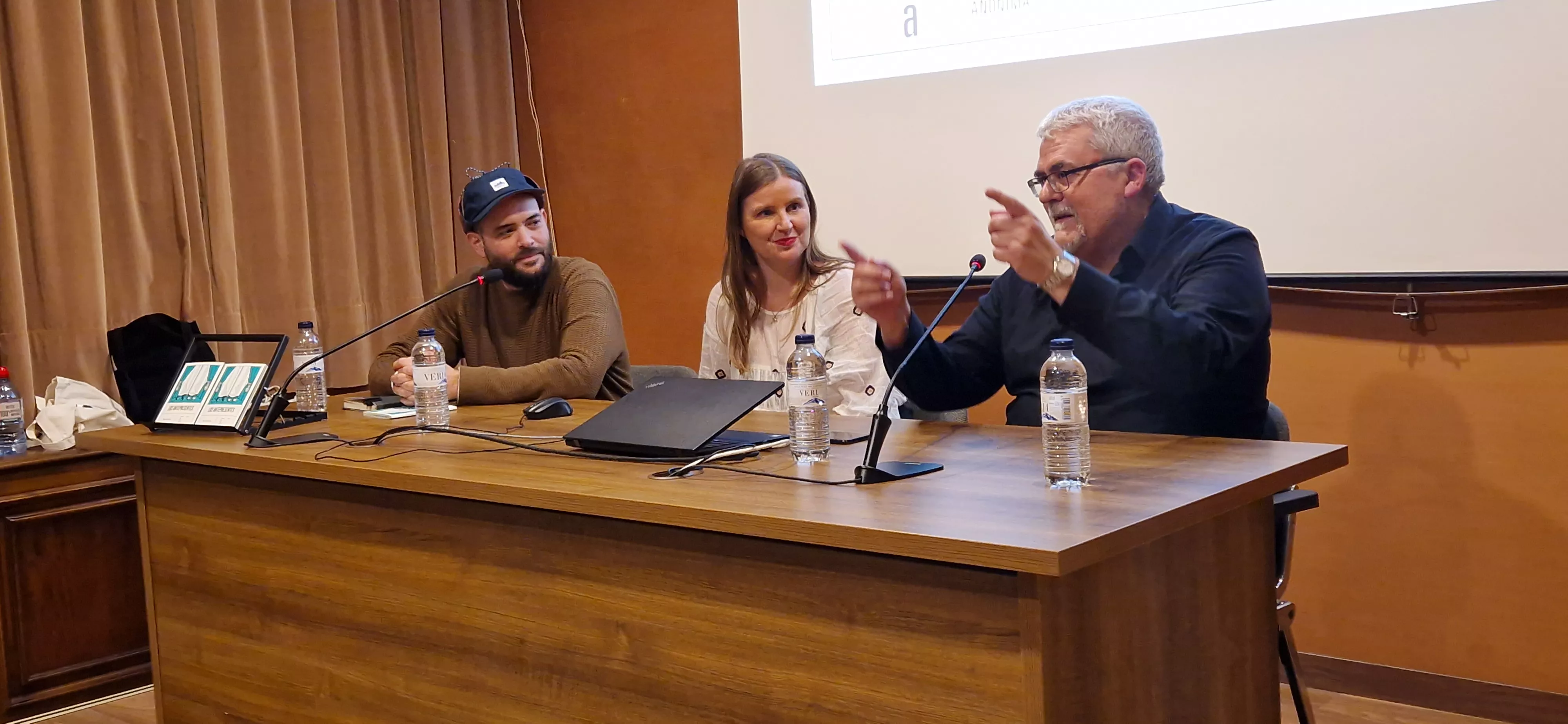 Carlos Aquilué, Marta Borraz y José Ángel Sánchez. Foto Myriam Martínez