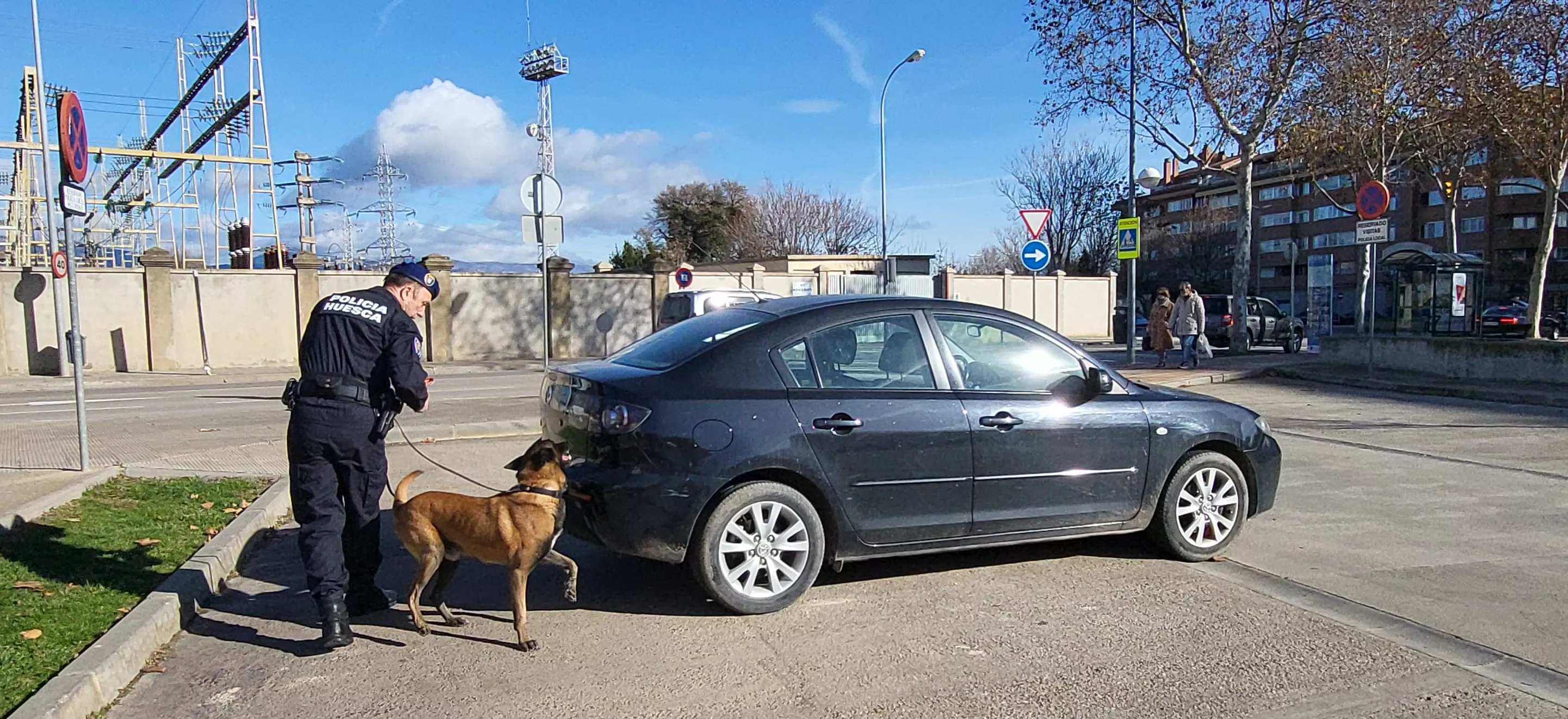 Presentación de la Unidad Canina de la Policía Local de Huesca. Foto Mercedes Manterola
