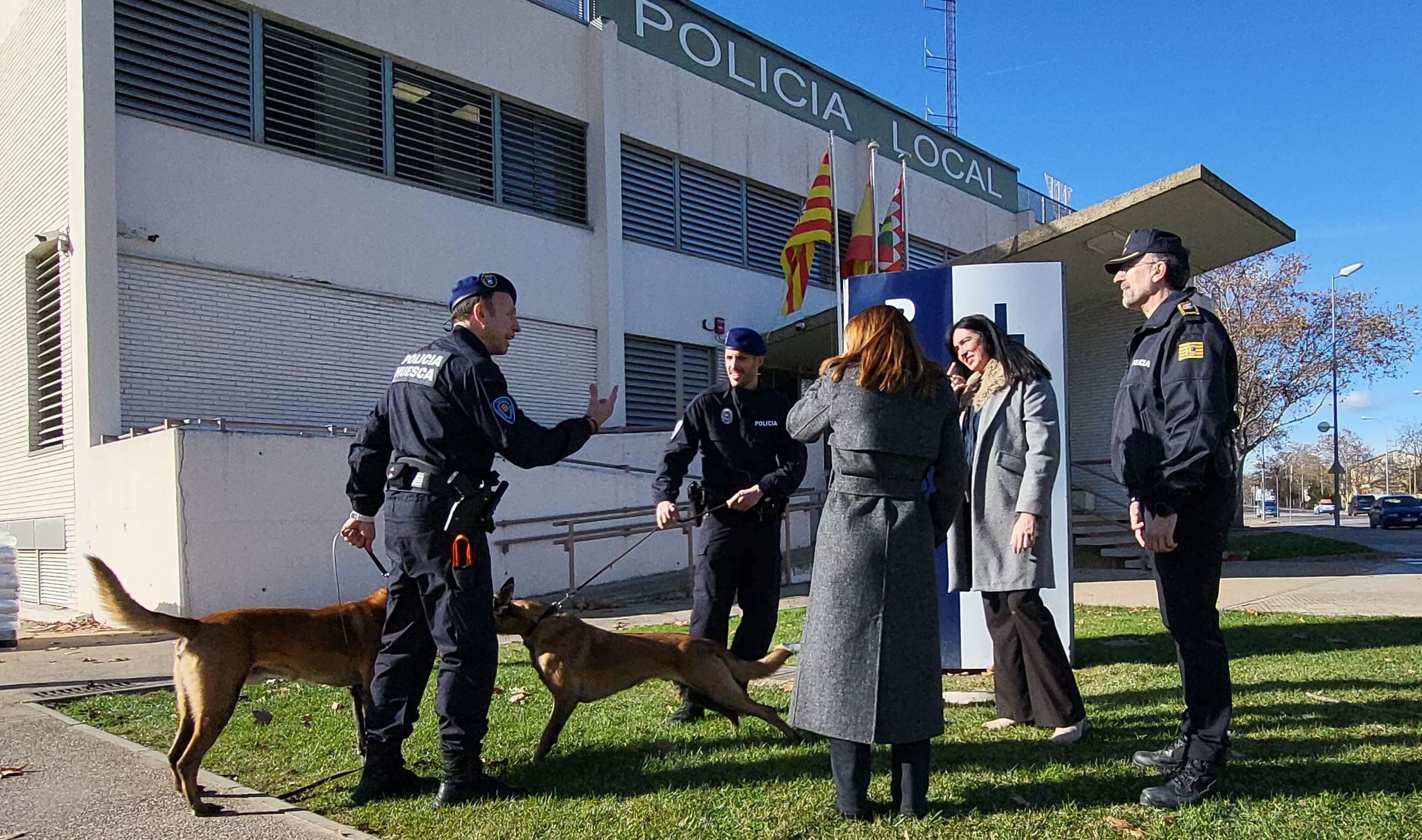 Presentación de la Unidad Canina de la Policía Local de Huesca. Foto Mercedes Manterola