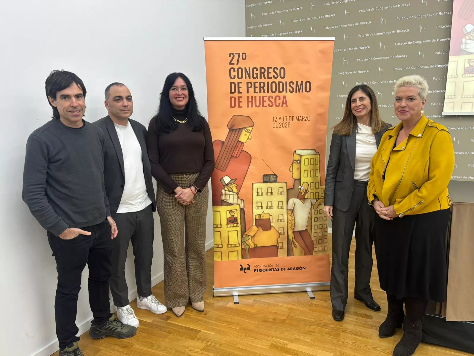 Presentación del Congreso con la alcaldesa de Huesca Lorena Orduna; el diputado de la DPH Carlos Sampériz; la presidenta de Periodistas de Aragón Isabel Poncela, y la directora, Livia Álvarez
