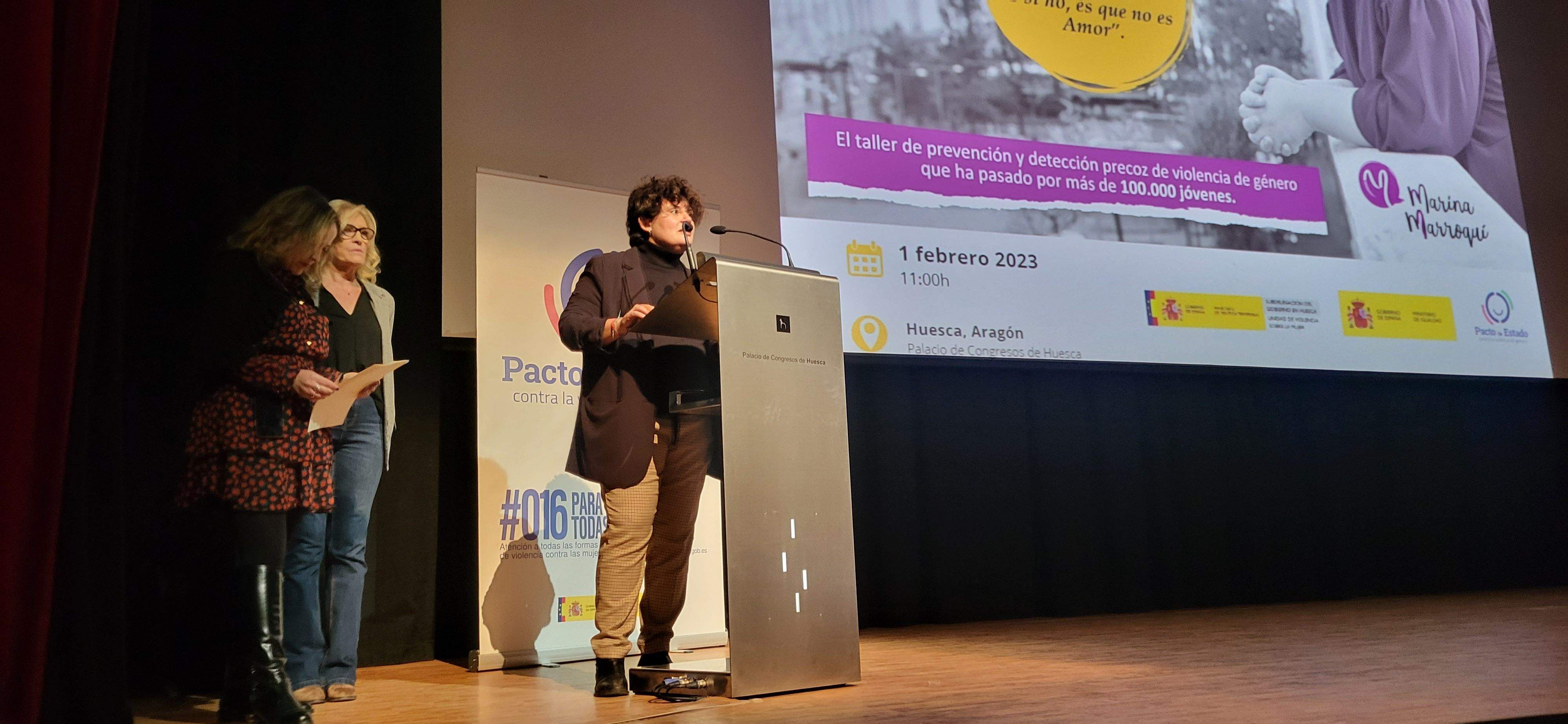 Amparo Roig. Imágenes del taller que ha impartido Marina Marroquí en Huesca  