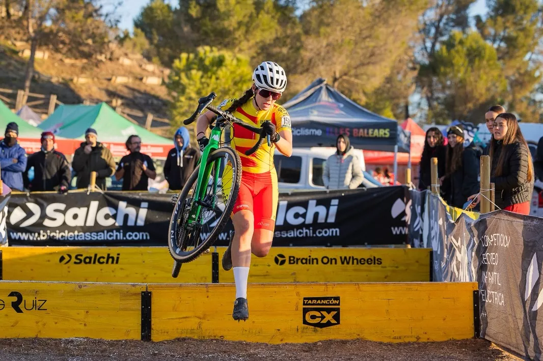 Jara Portero durante la prueba de ciclocross en Tarancón. 