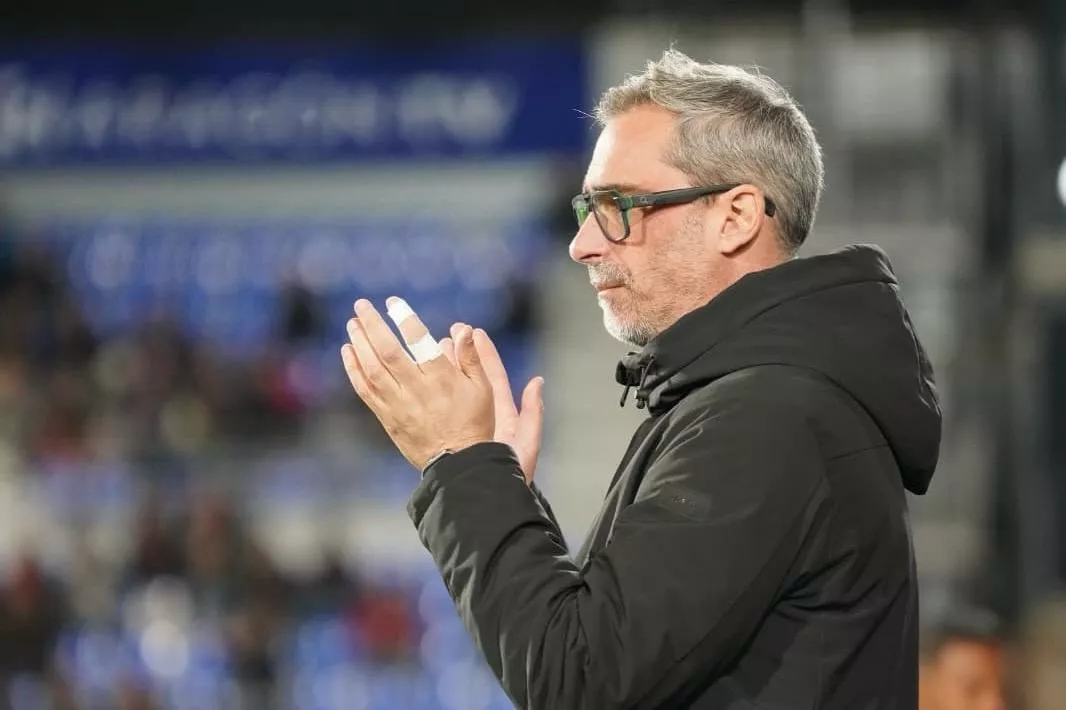 Jon Pérez Bolo se queja de Cid Camachoo