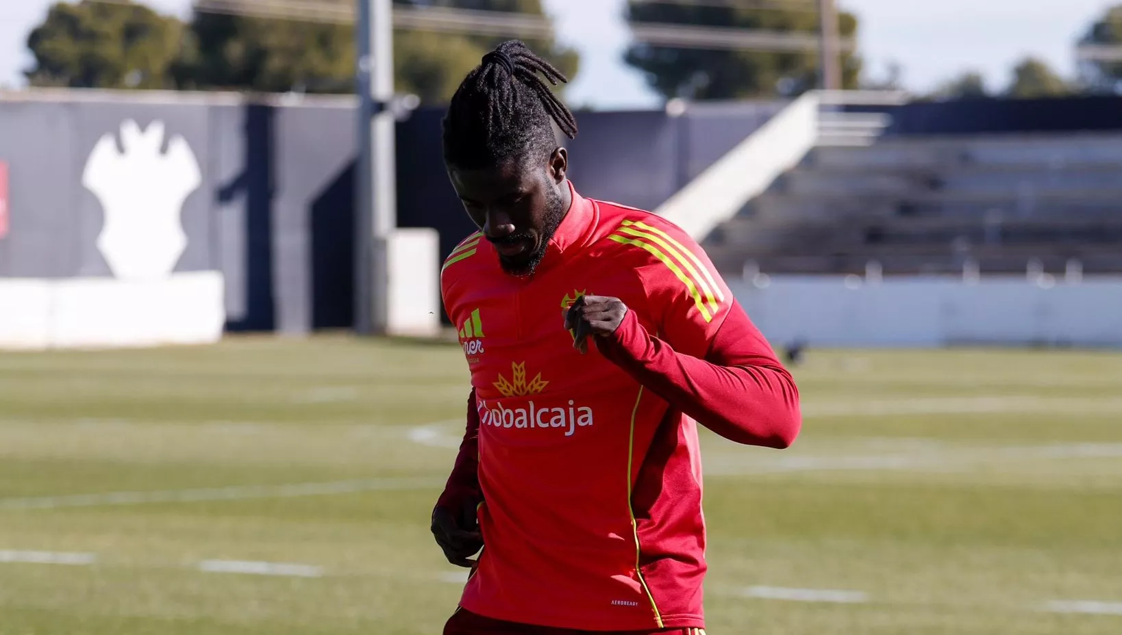 Samu Obeng en su primer entrenamiento con el Albacete.