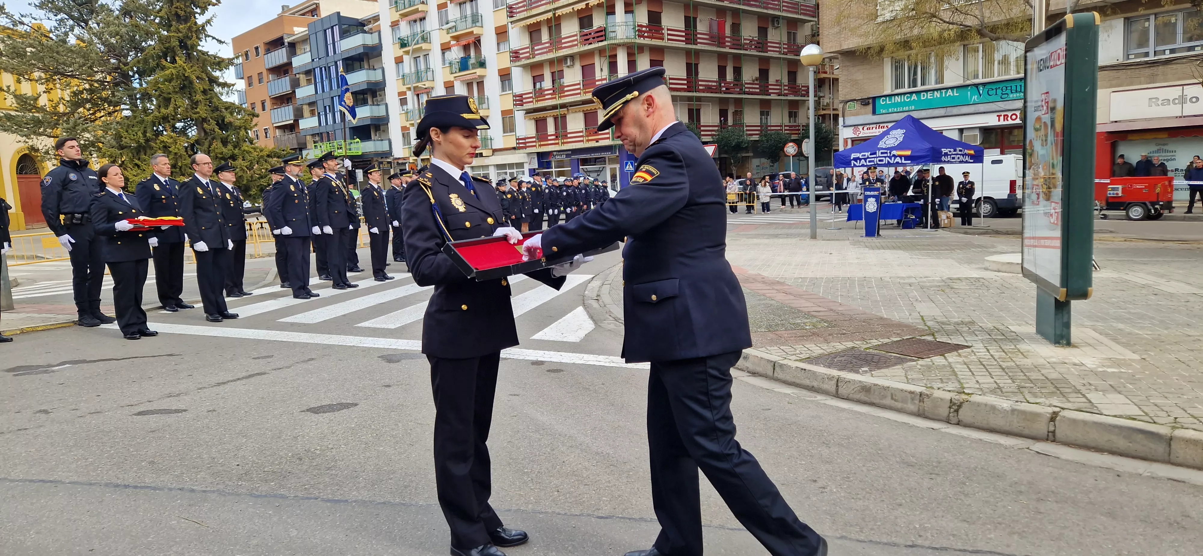 Conmemoración en Huesca del 202 aniversario de la Policía Nacional. Foto Myriam Martínez