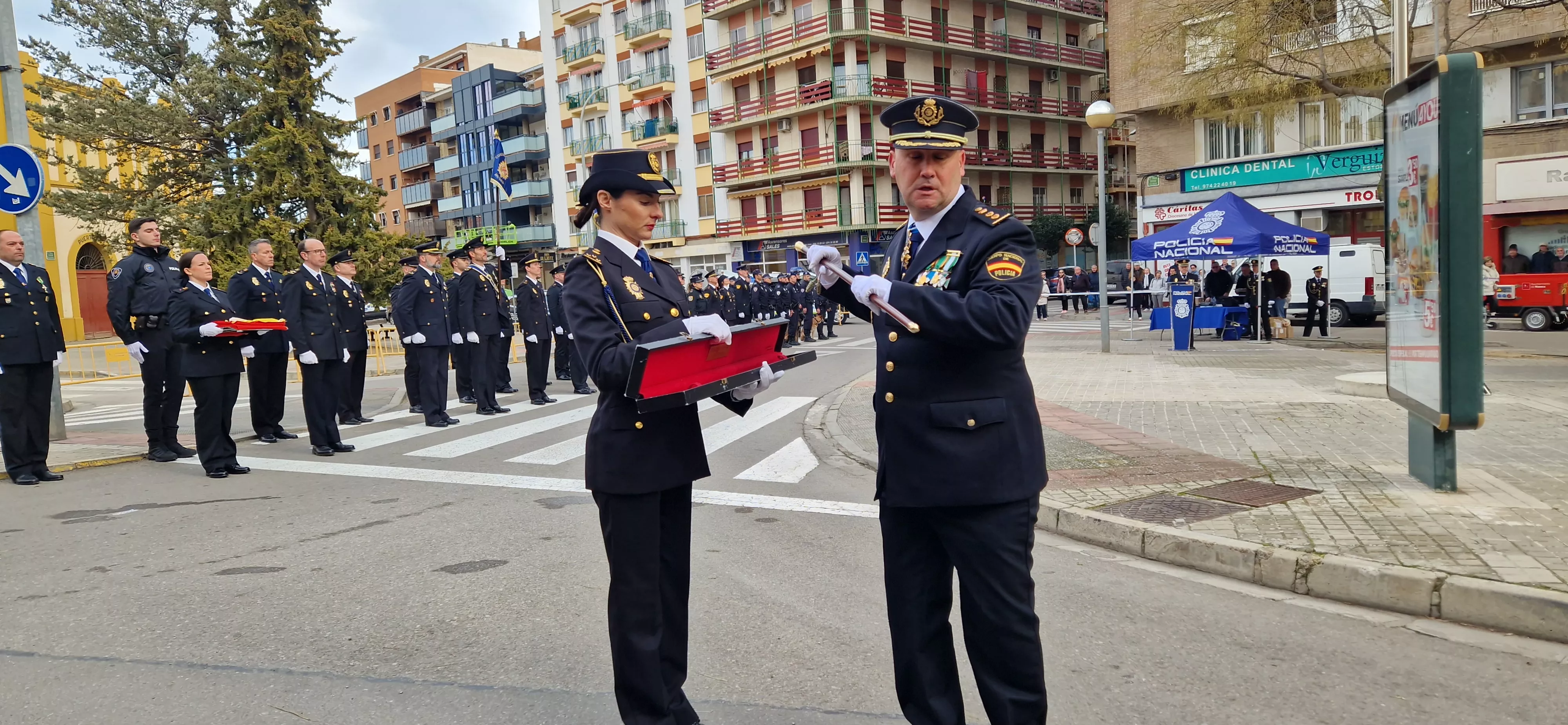 Conmemoración en Huesca del 202 aniversario de la Policía Nacional. Foto Myriam Martínez