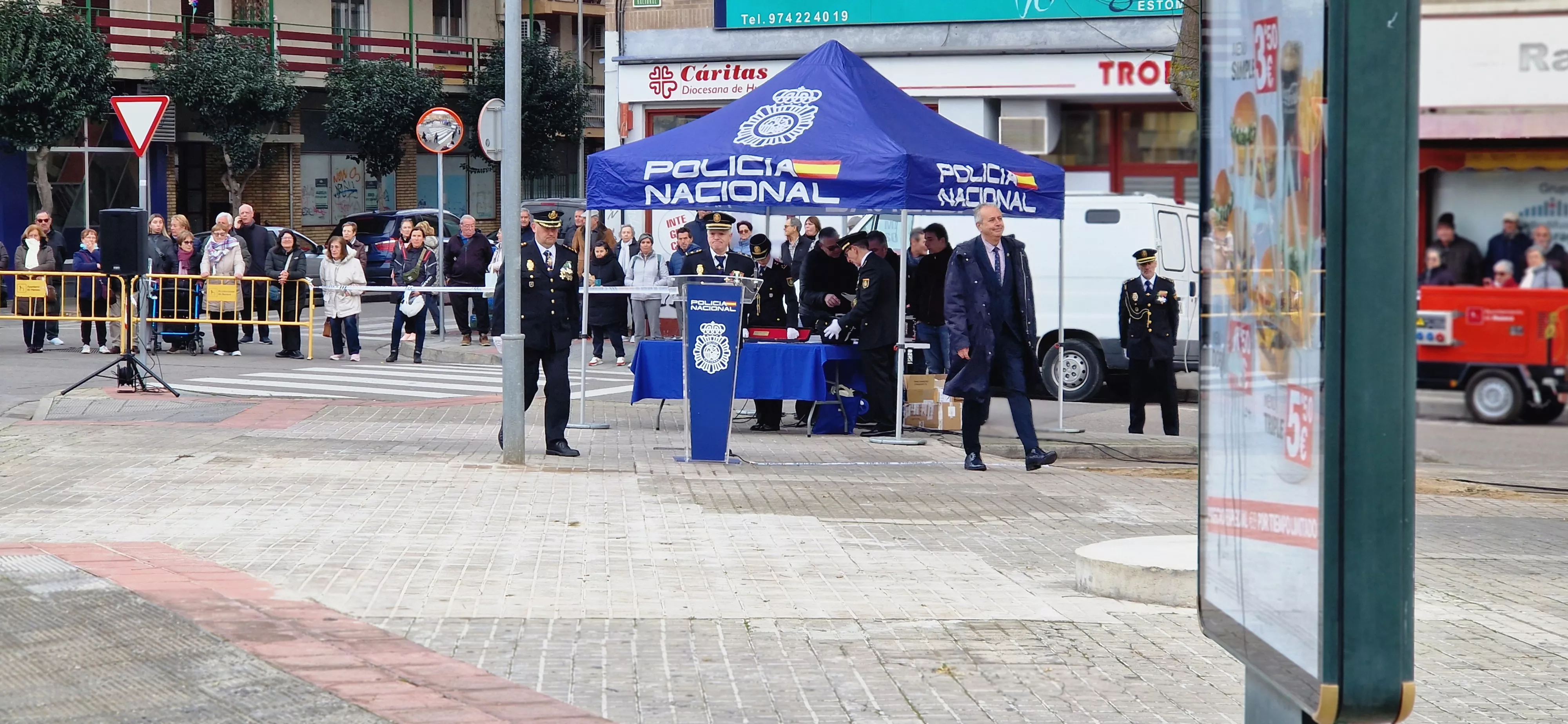 Conmemoración en Huesca del 202 aniversario de la Policía Nacional. Foto Myriam Martínez