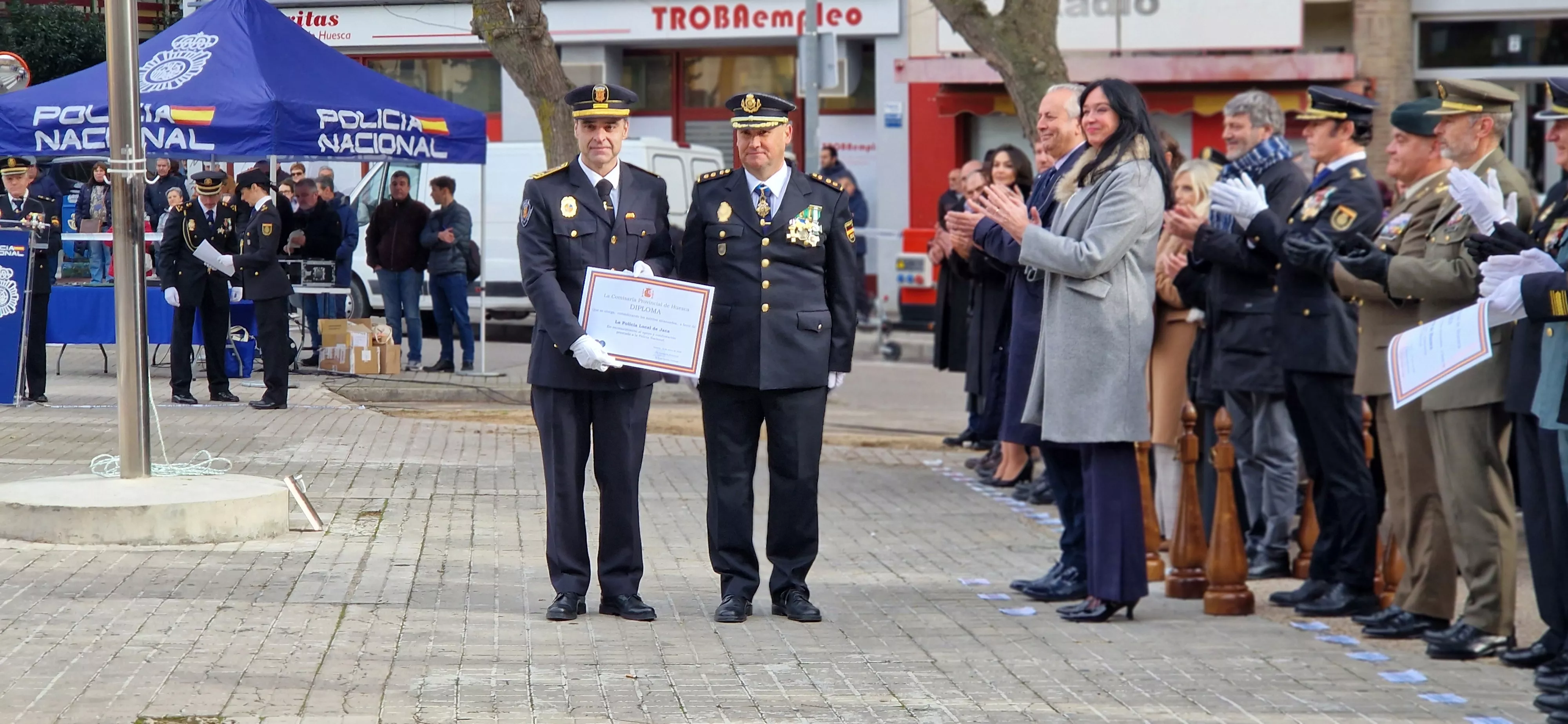 Conmemoración en Huesca del 202 aniversario de la Policía Nacional. Foto Myriam Martínez