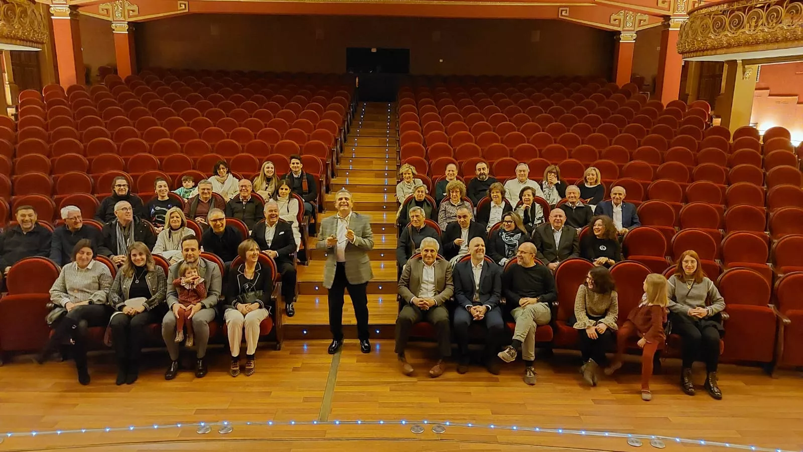 Figura del Año de 4 Esquinas a Manuel Pérez