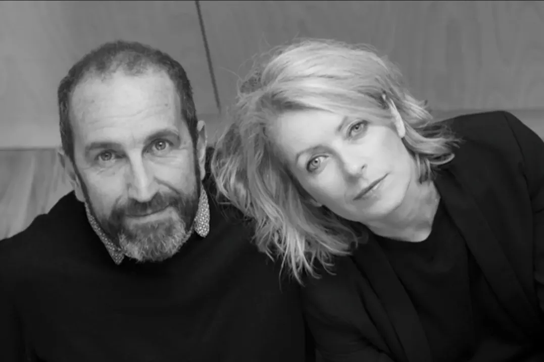 Artur Rebelo y Lizá Défossez Ramalho, de R2 Desing, autores del cartel del Festival de Cine de Huesca. 