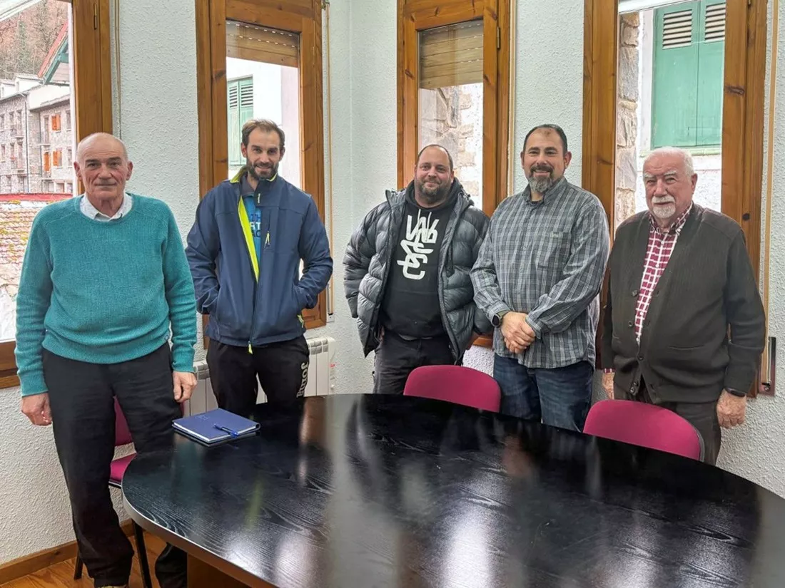 Manuel Callau toma posesión como alcalde de Seira. Manuel Callau toma posesión como alcalde de Seira.