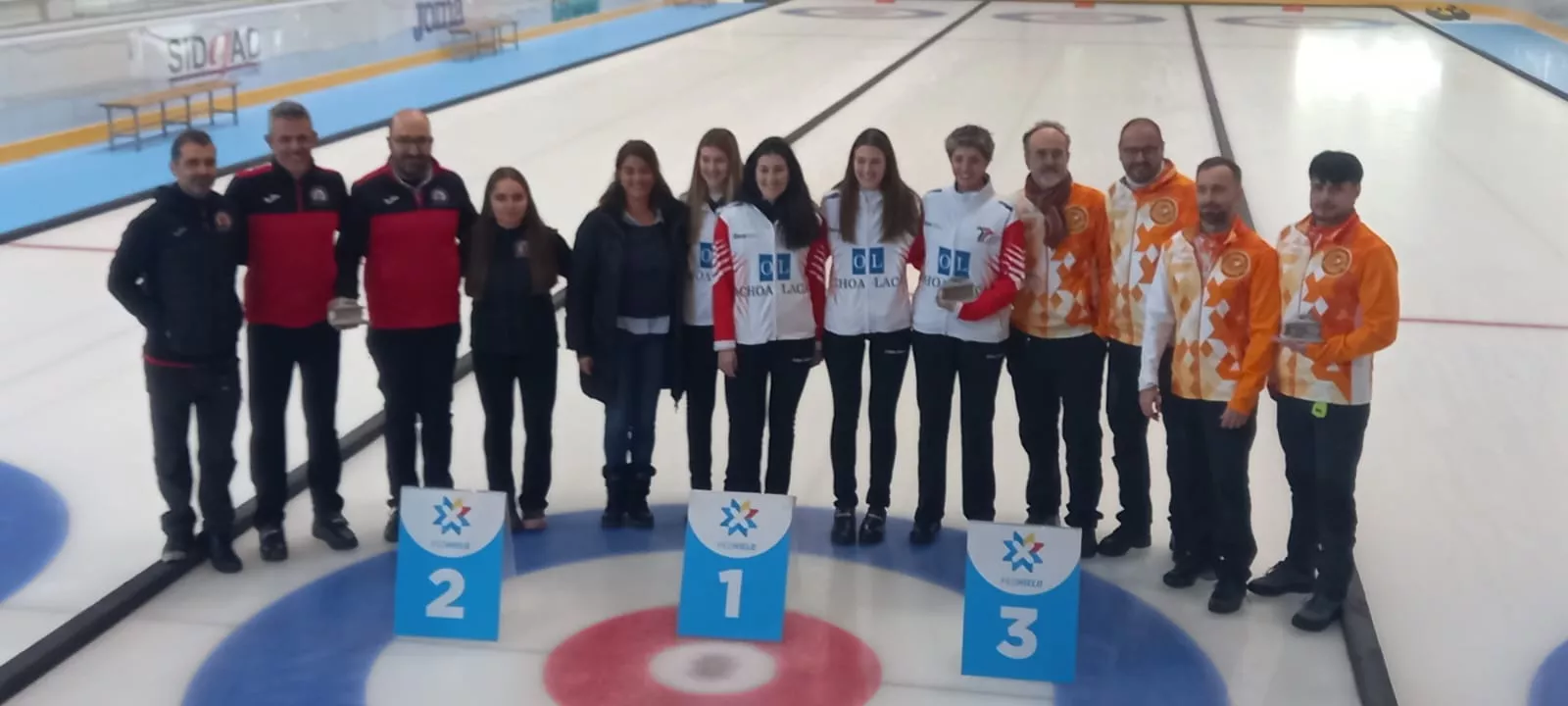 Medalla de plata para el Curling Jaca en el Memorial José Antonio Casajús Medalla de plata para el Curling Jaca en el Memorial José Antonio Casajús