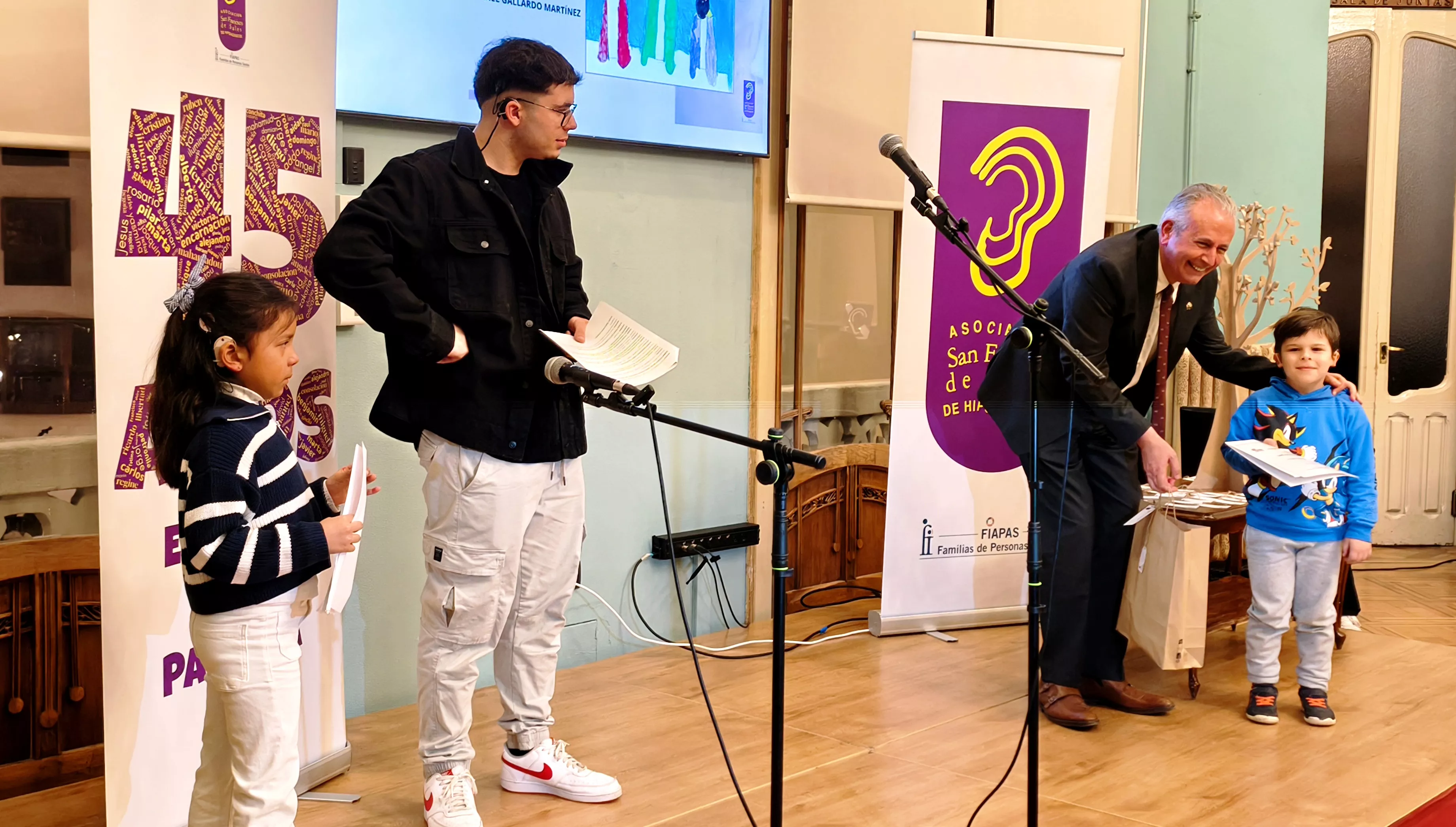 Premios del Concurso de Relatos y Postales. Foto María José Sampietro
