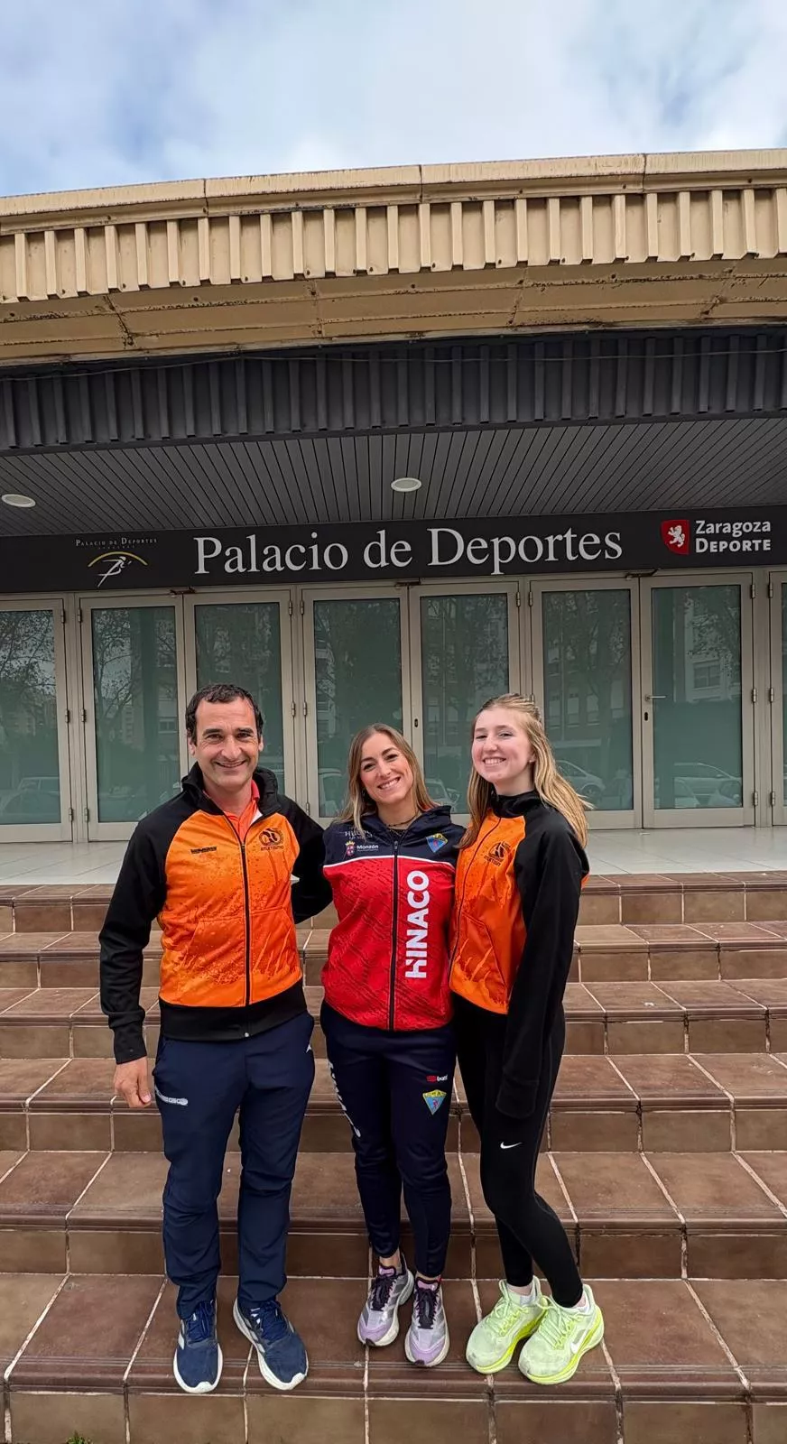 Javier Portolés con Mireya Oliver y Ares Gómez Javier Portolés con Mireya Oliver y Ares Gómez