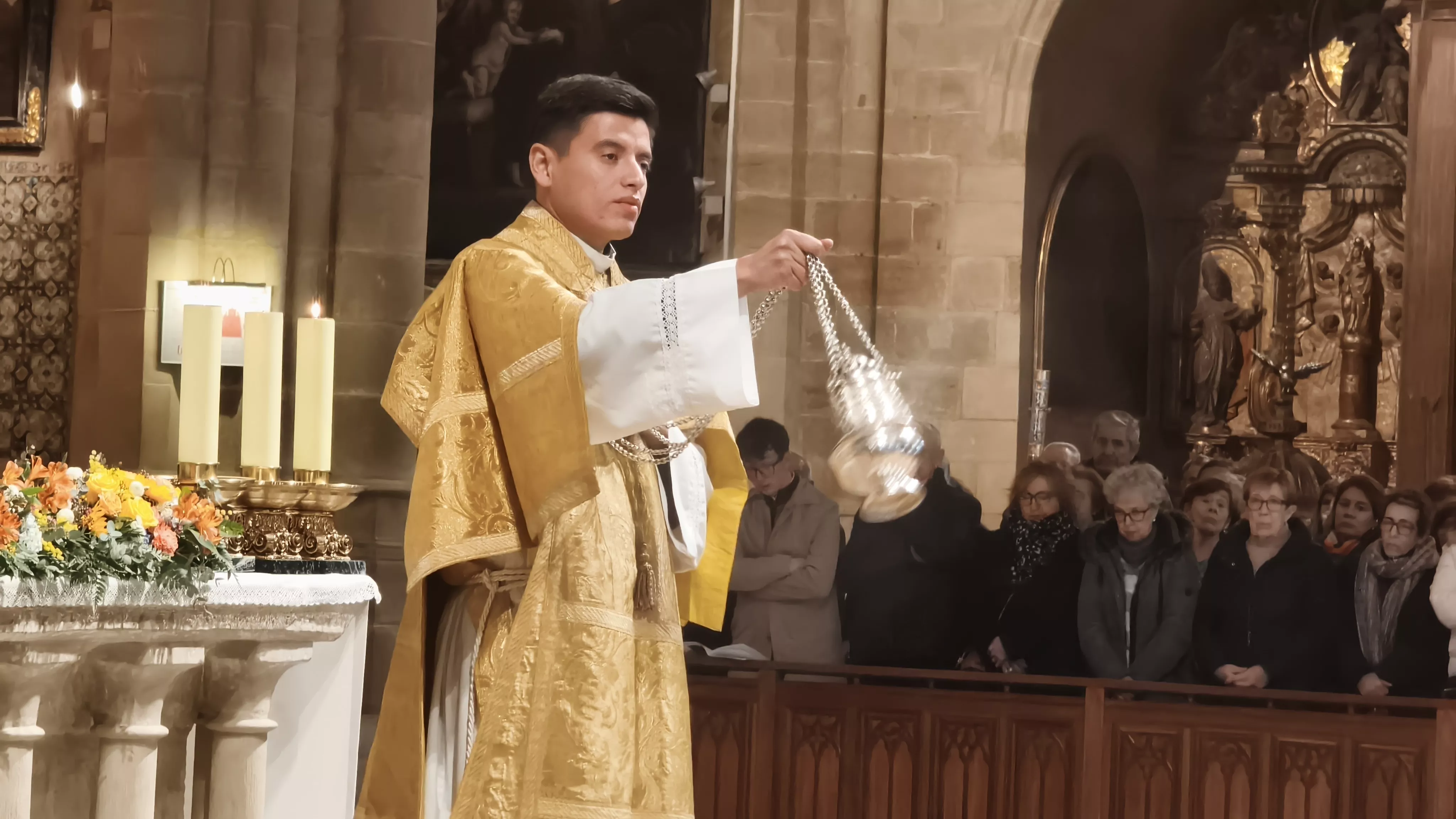 Toma de posesión e instalación de los nuevos Canónigos de la Catedral de Huesca. Foto María José Sampietro