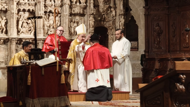 Toma de posesión e instalación de los nuevos Canónigos de la Catedral de Huesca. Foto María José Sampietro