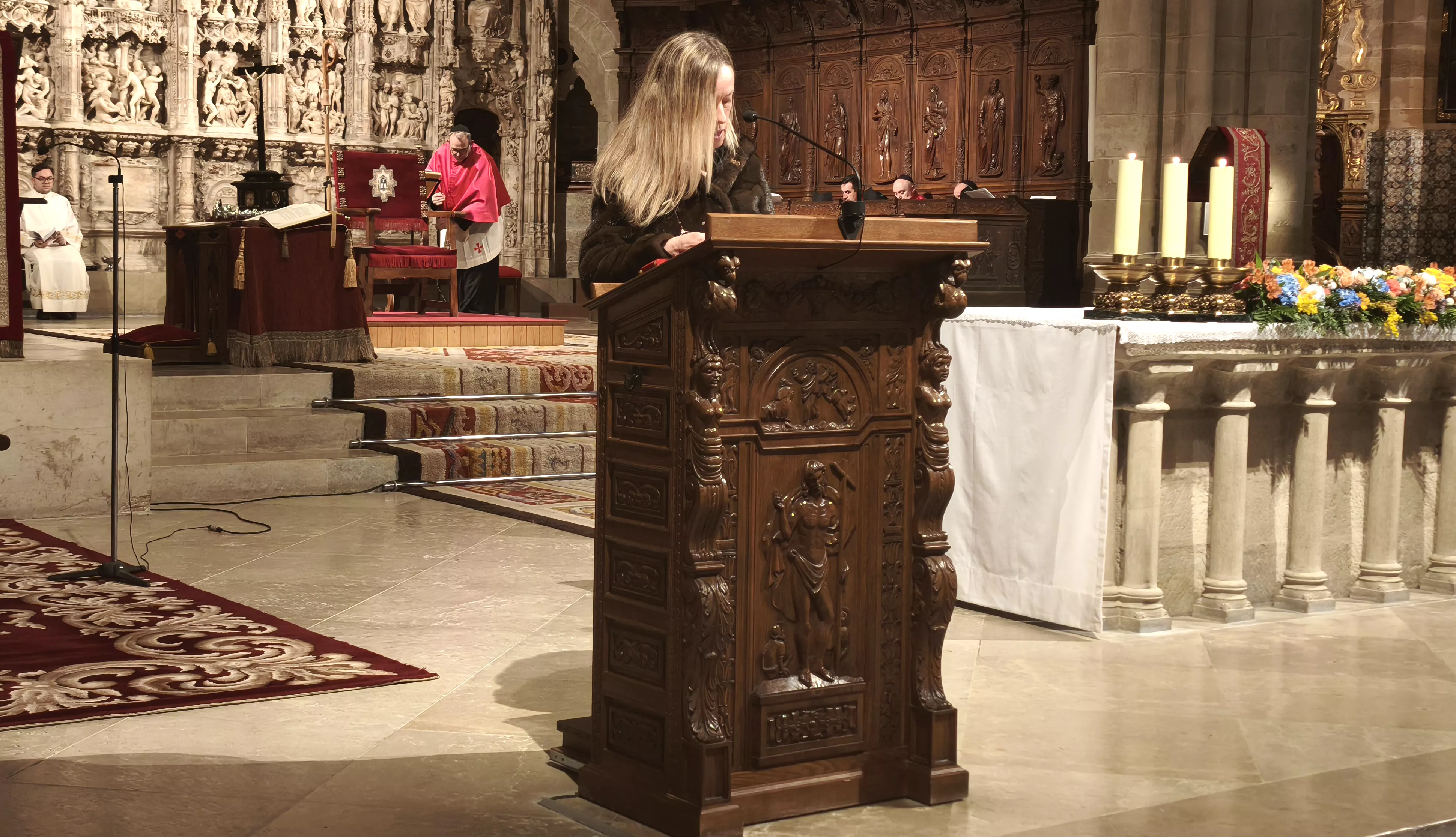 Toma de posesión e instalación de los nuevos Canónigos de la Catedral de Huesca. Foto María José Sampietro