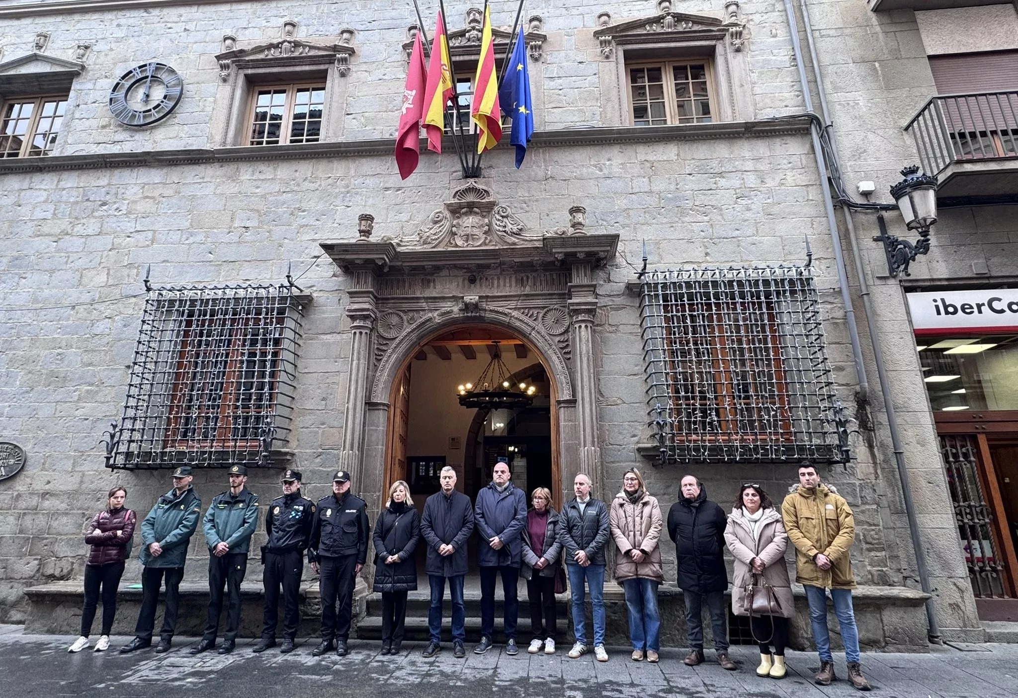 Minuto de silencio en Jaca.